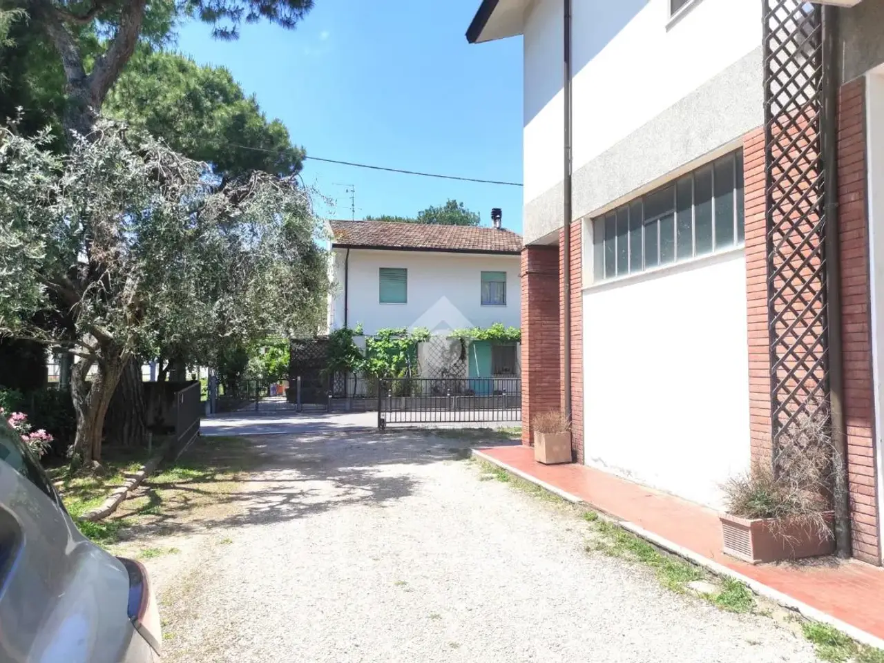 Capannone in Via Palmiro Togliatti 13, Santarcangelo Di Romagna, {3} - Foto 2