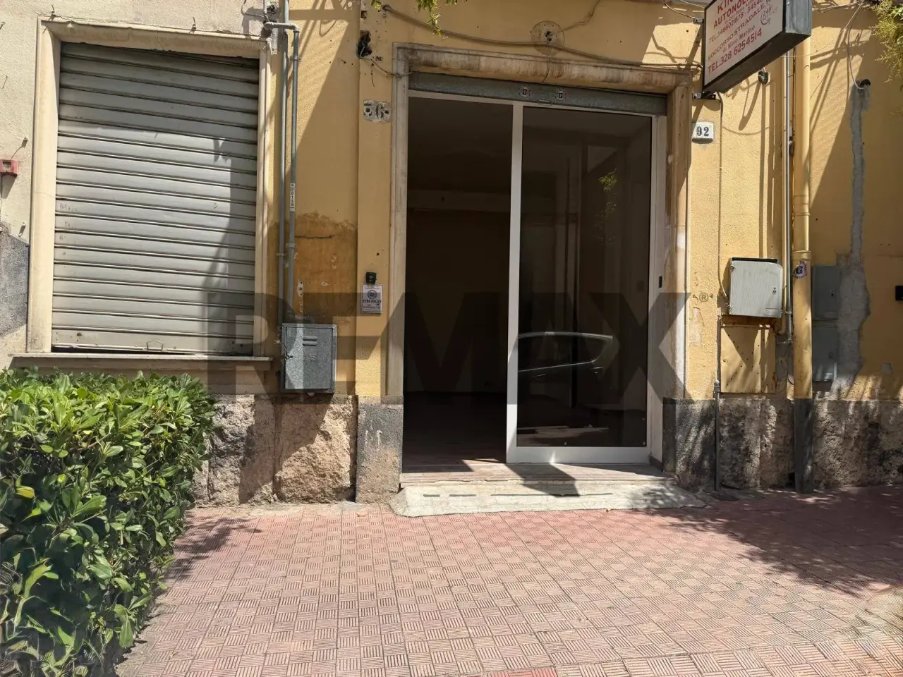 Negozio in Via XII Traversa 92, Belpasso, {3} - Foto 2