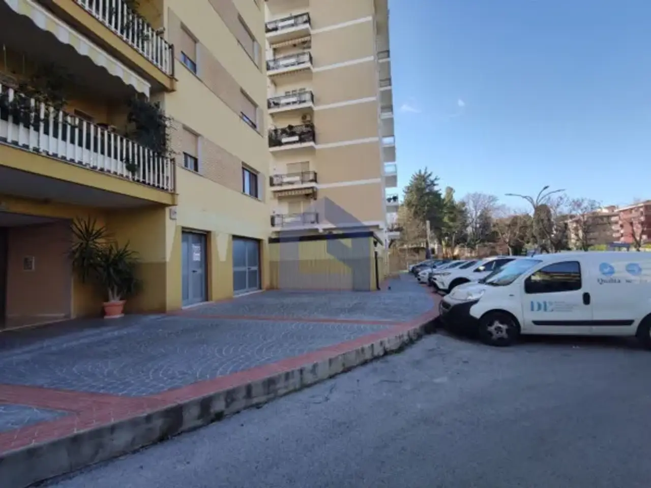 Negozio in , Lanciano, {3} - Foto 1