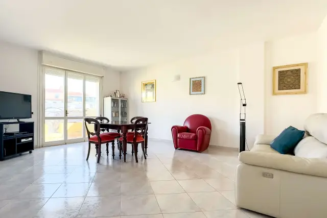 4-room flat in Via Fermi, Cagliari - Photo 1