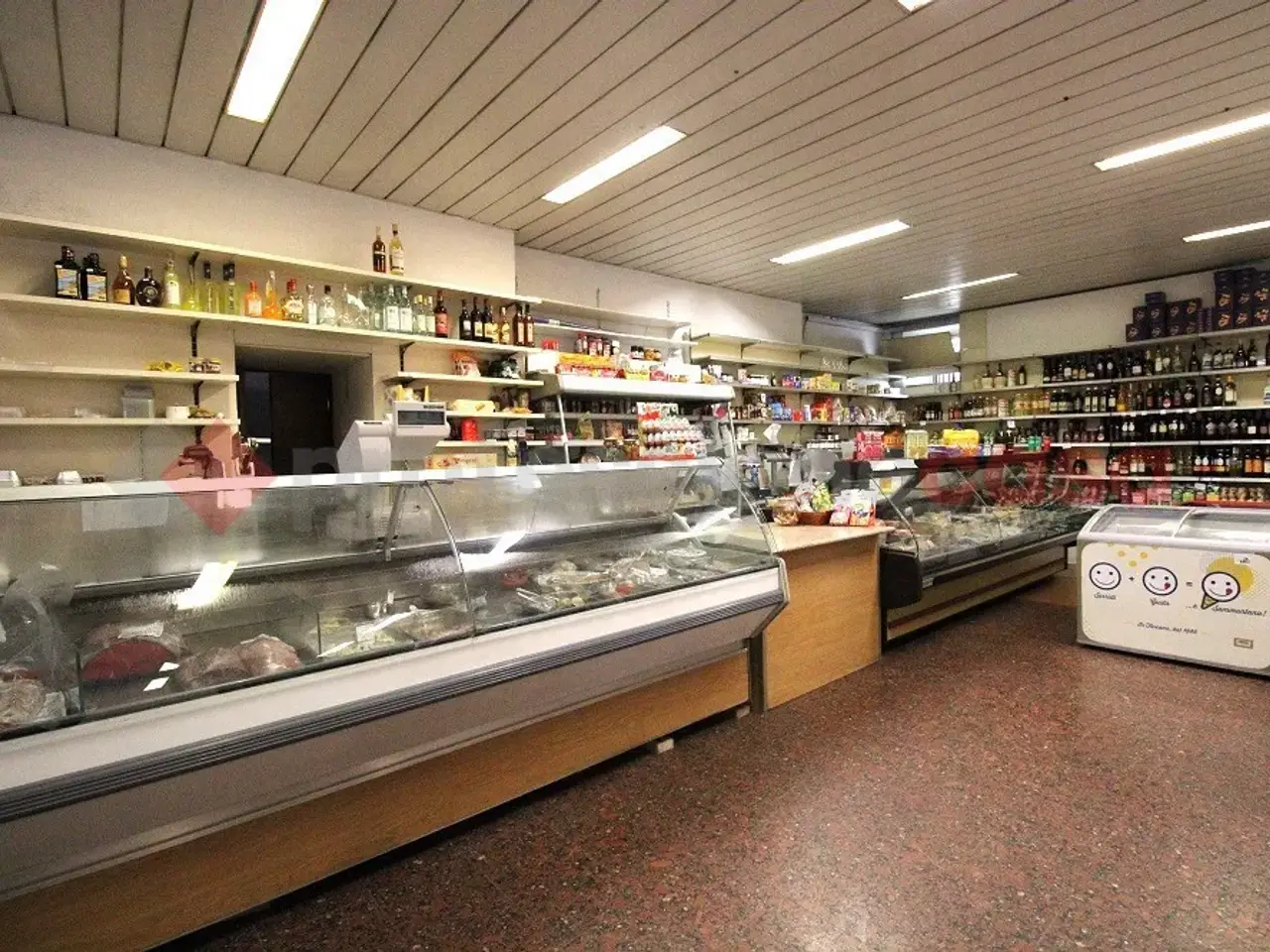Negozio in Viale della Vittoria 7, Vaprio D'Adda, {3} - Foto 1