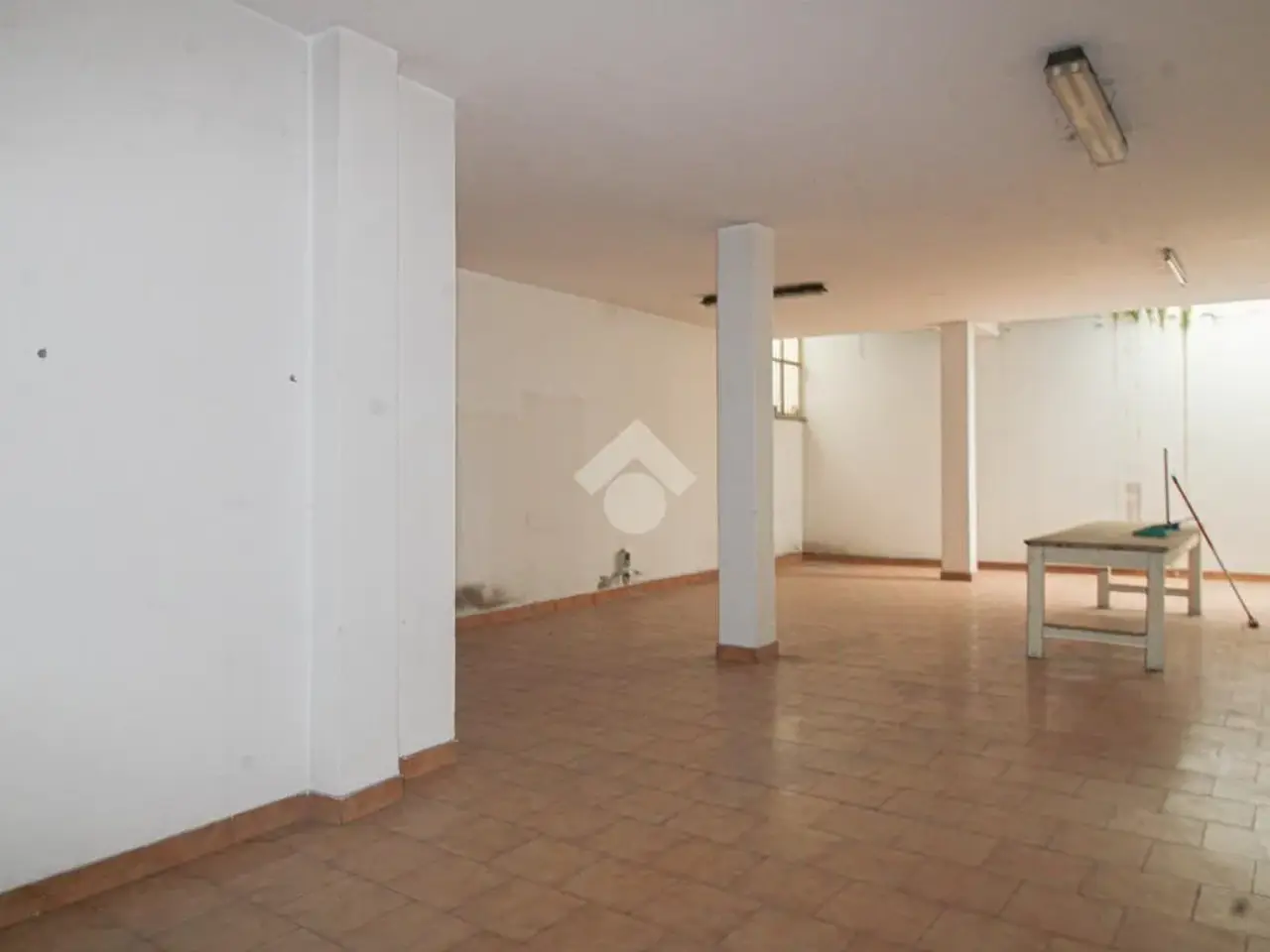 Negozio in Via IV Novembre, Urago D'Oglio, {3} - Foto 2