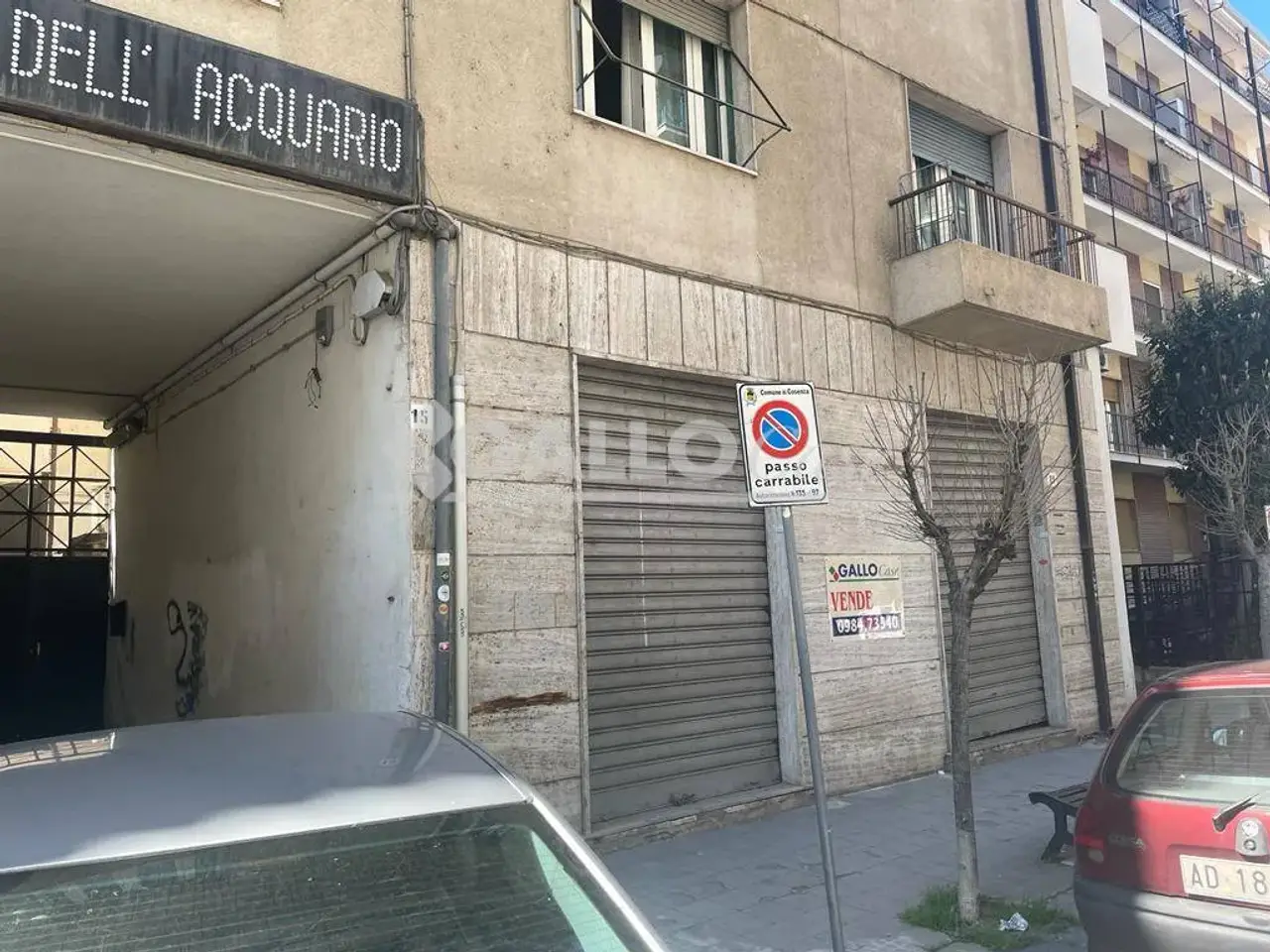Negozio in Via Galluppi, 15, 87100, Cosenza, Cosenza, {3} - Foto 2