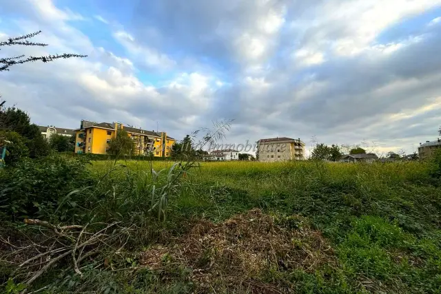 Terreno edificabile in Via Rizzottaglia, Novara - Foto 1