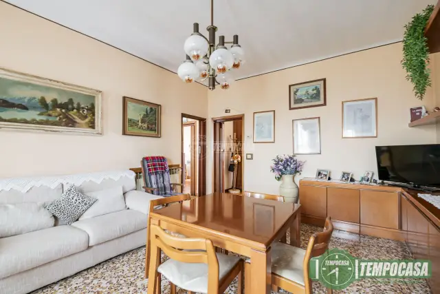 Dreizimmerwohnung in Via Manara Luciano 17, San Giuliano Milanese - Foto 1