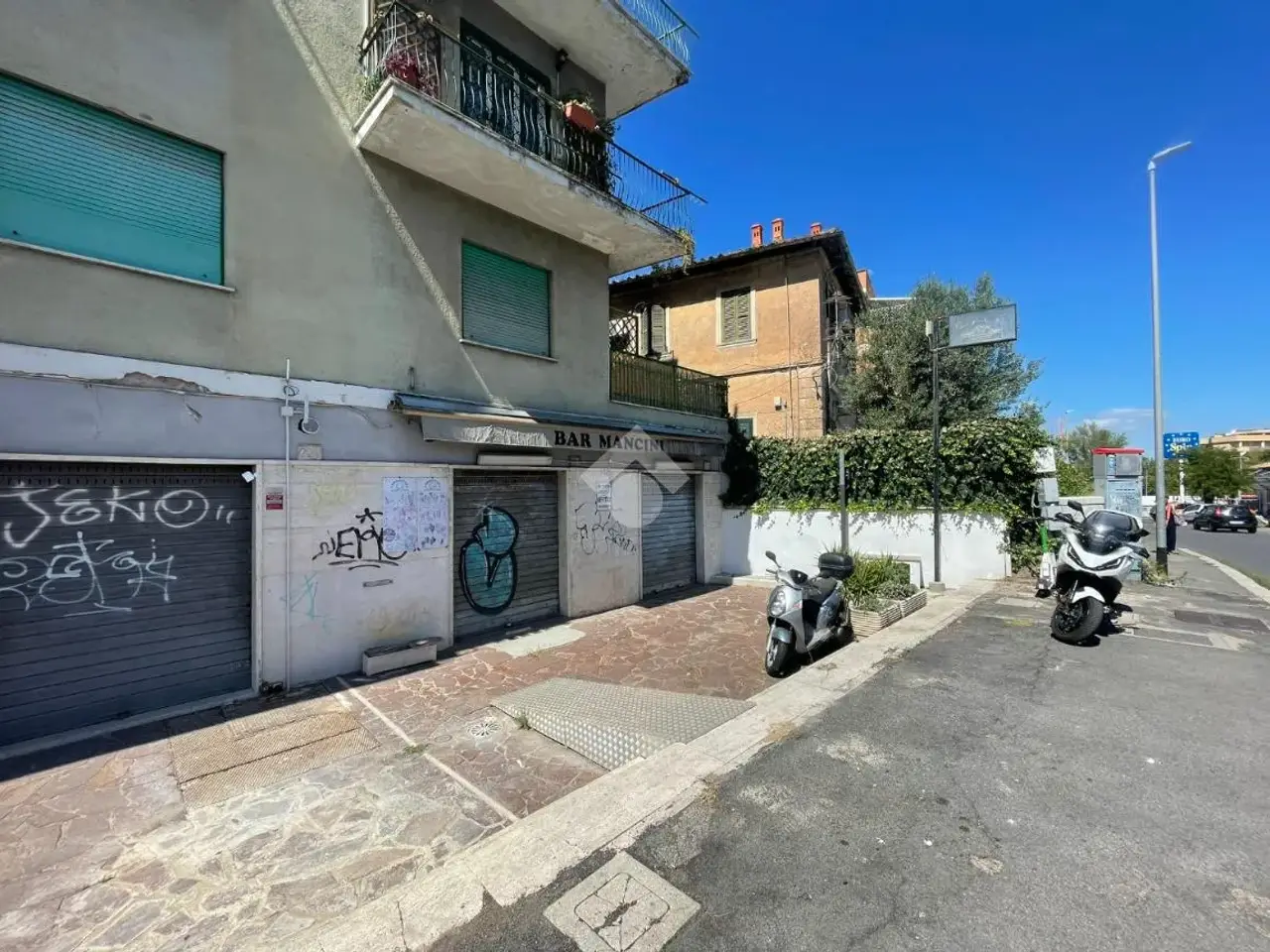 Negozio in Via di Pietralata 220, Roma, {3} - Foto 1