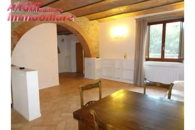 2-room flat in Viale Michelangelo, Bibbiena - Photo 1