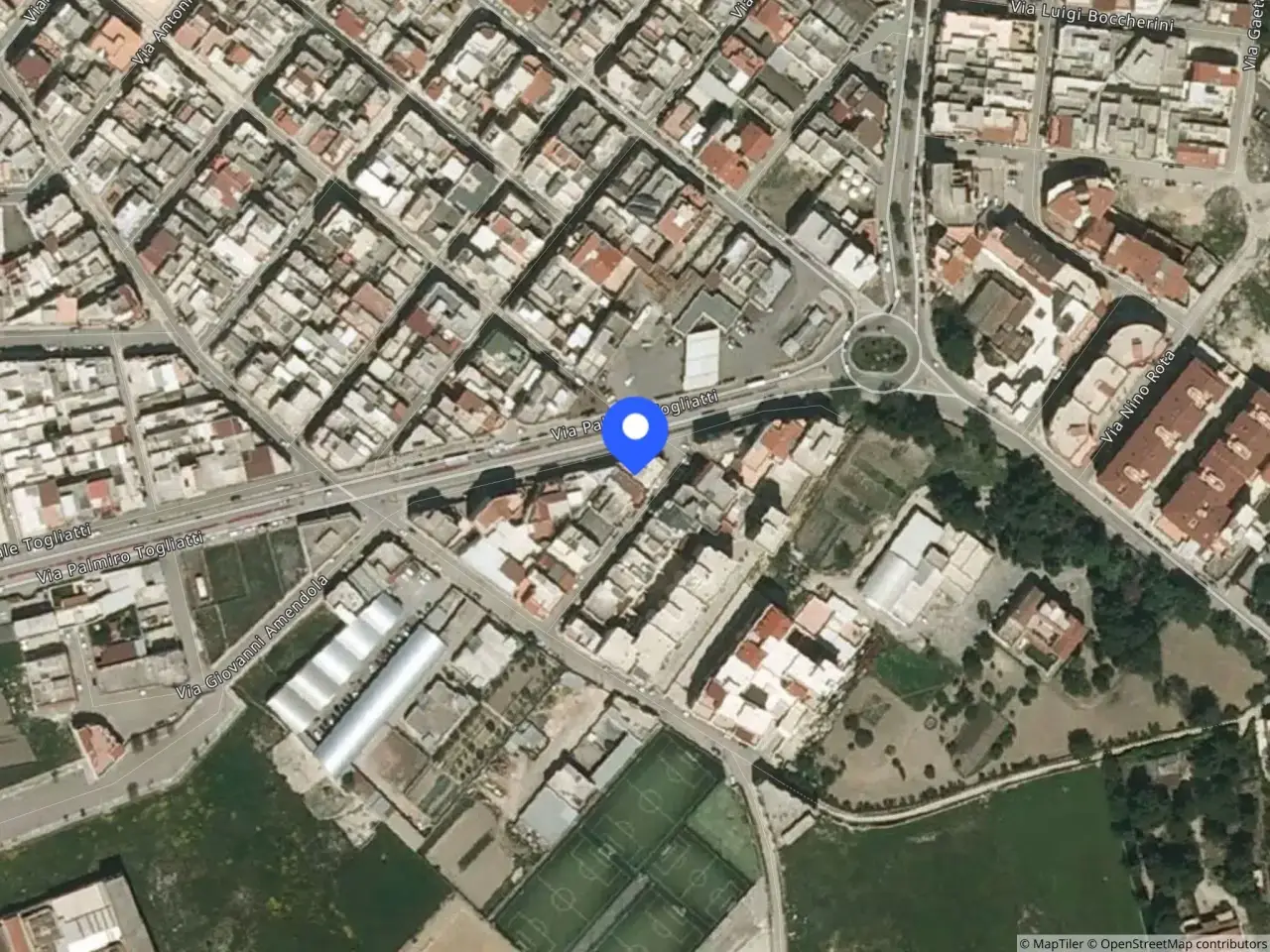 Magazzino in Via Piero Gobetti, 28, 76123 Andria Bt, Italia 28, Andria, {3} - Foto 1