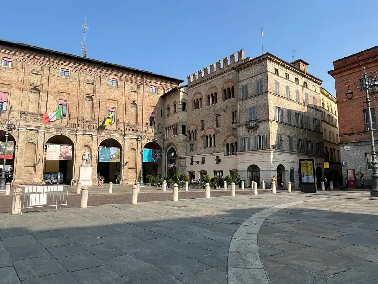 Magazzino in Via Farini, Parma, {3} - Foto 1
