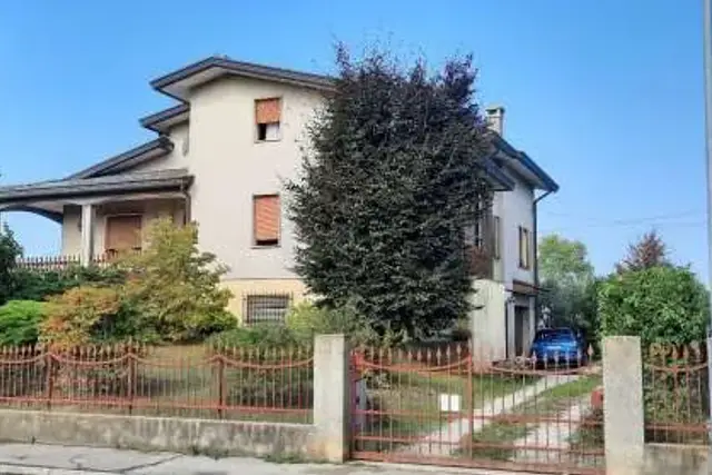 Casa indipendente in Via Guglielmo Pepe, Santa Maria di Sala - Foto 1