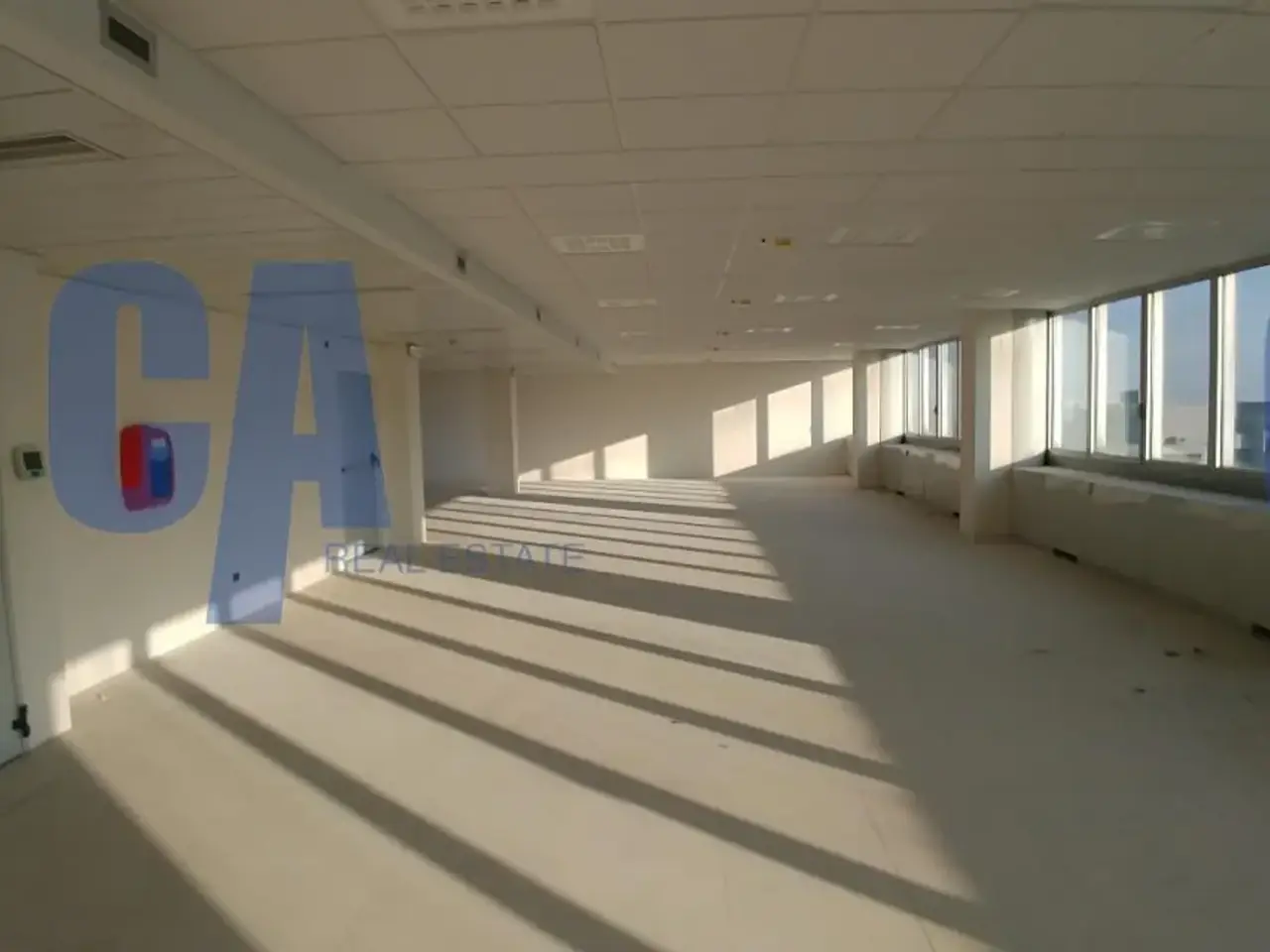 Ufficio in Via Bugatti Ettore, Milano, {3} - Foto 1