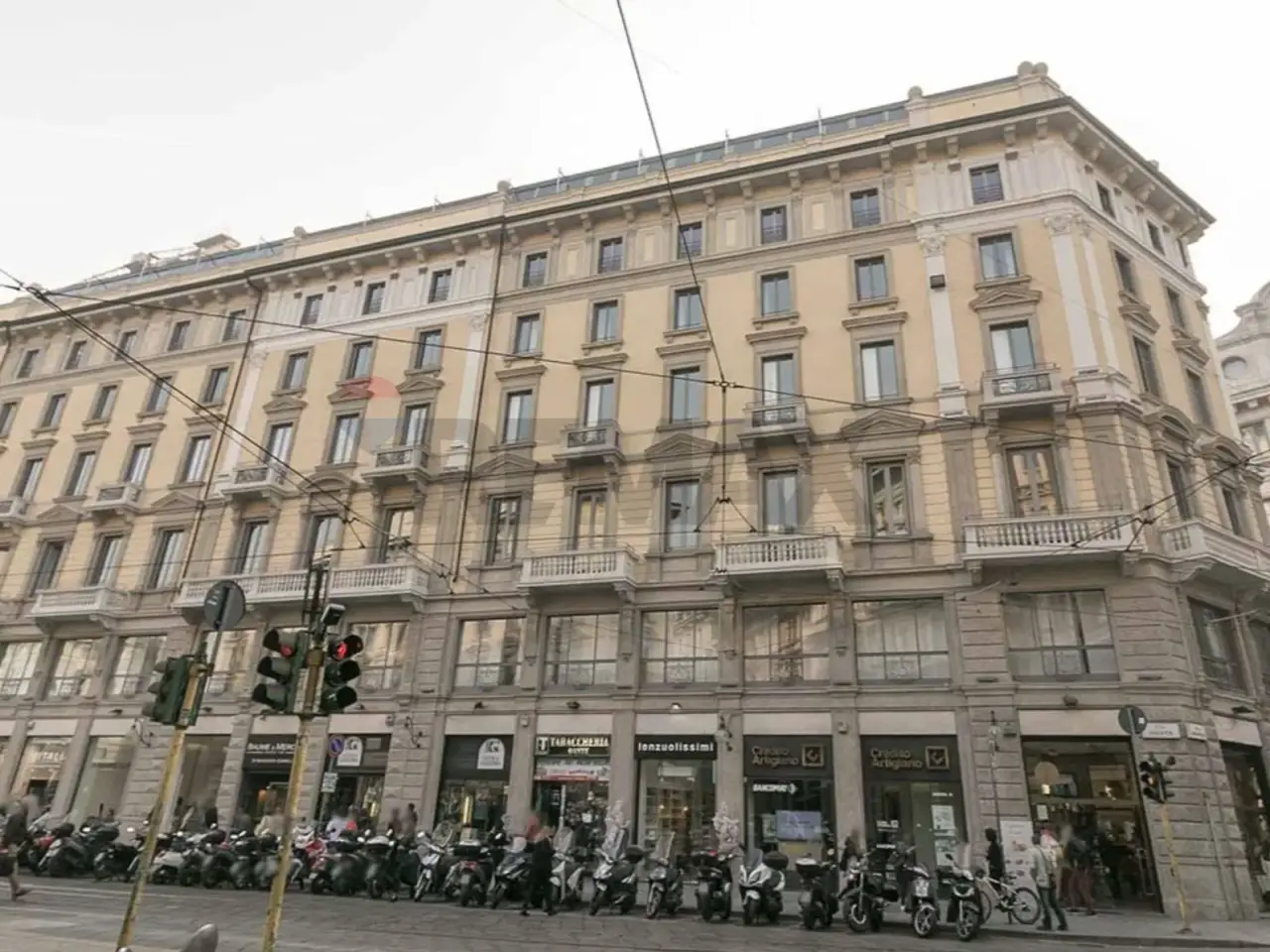 Ufficio in Via Santa Maria Segreta 6, Milano, {3} - Foto 2
