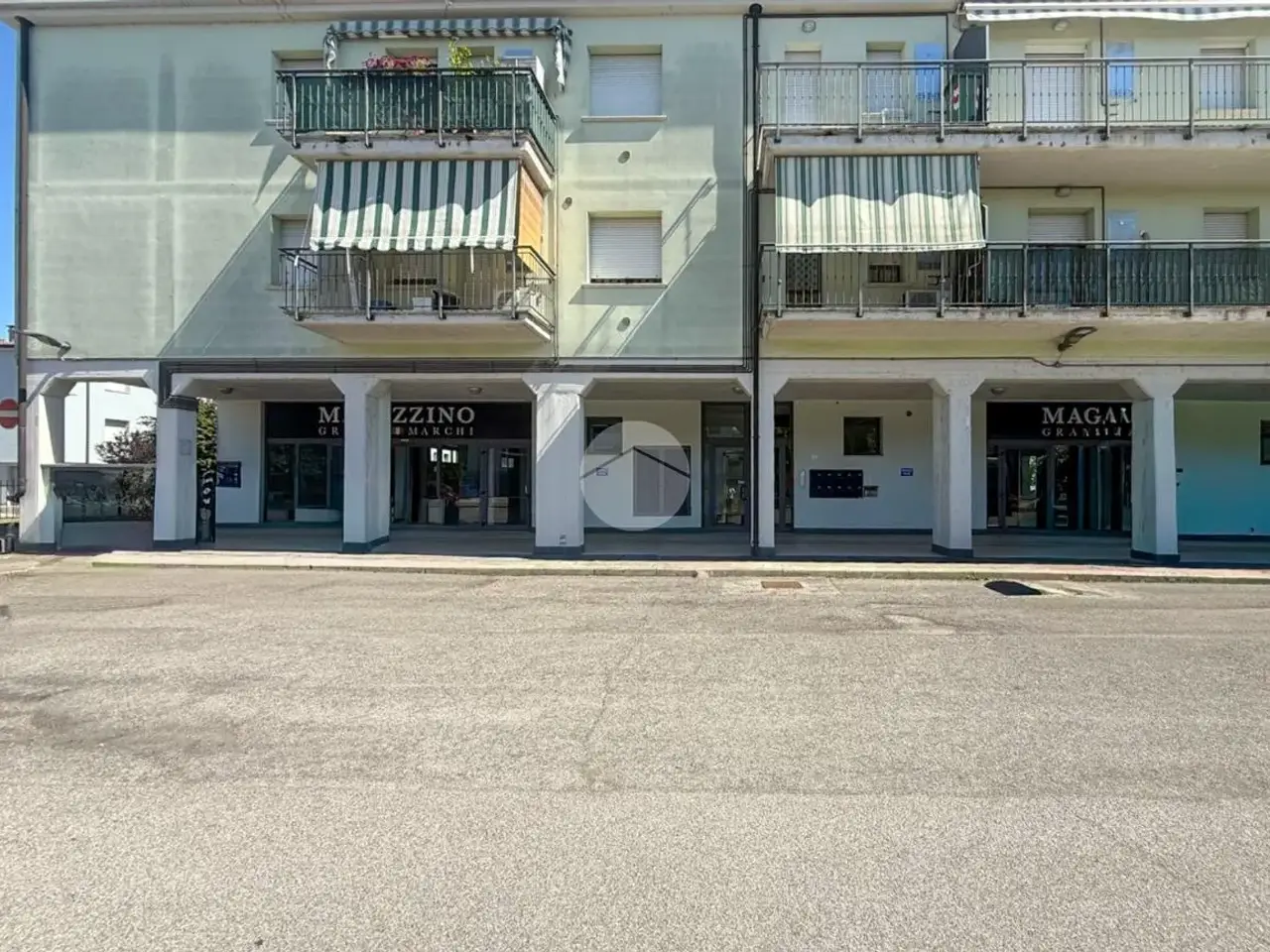 Negozio in V. Karol Wojtyla 3, Porto Mantovano, {3} - Foto 1
