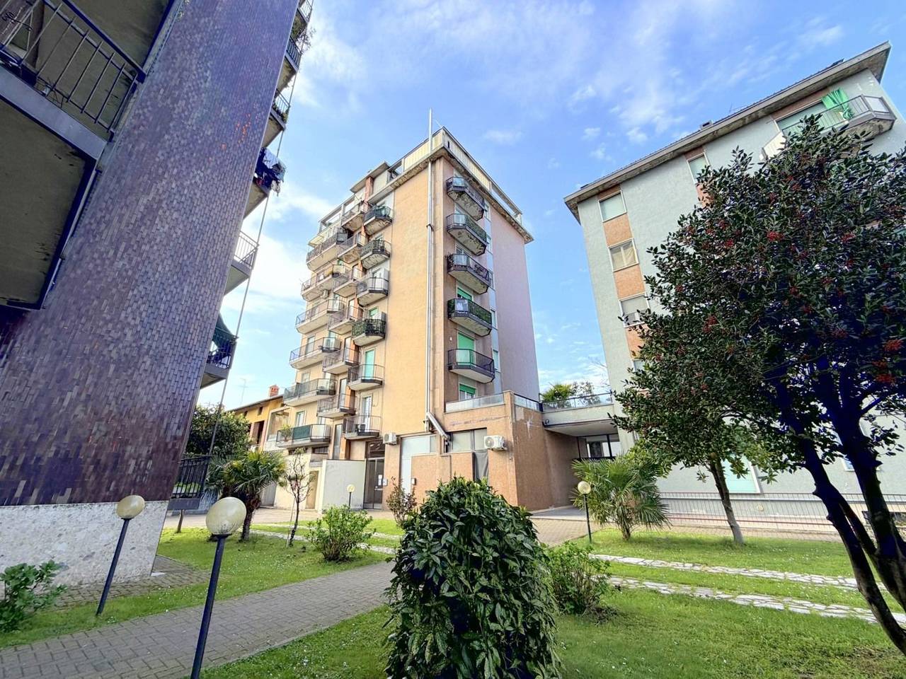 immagine annuncio 1 di 15