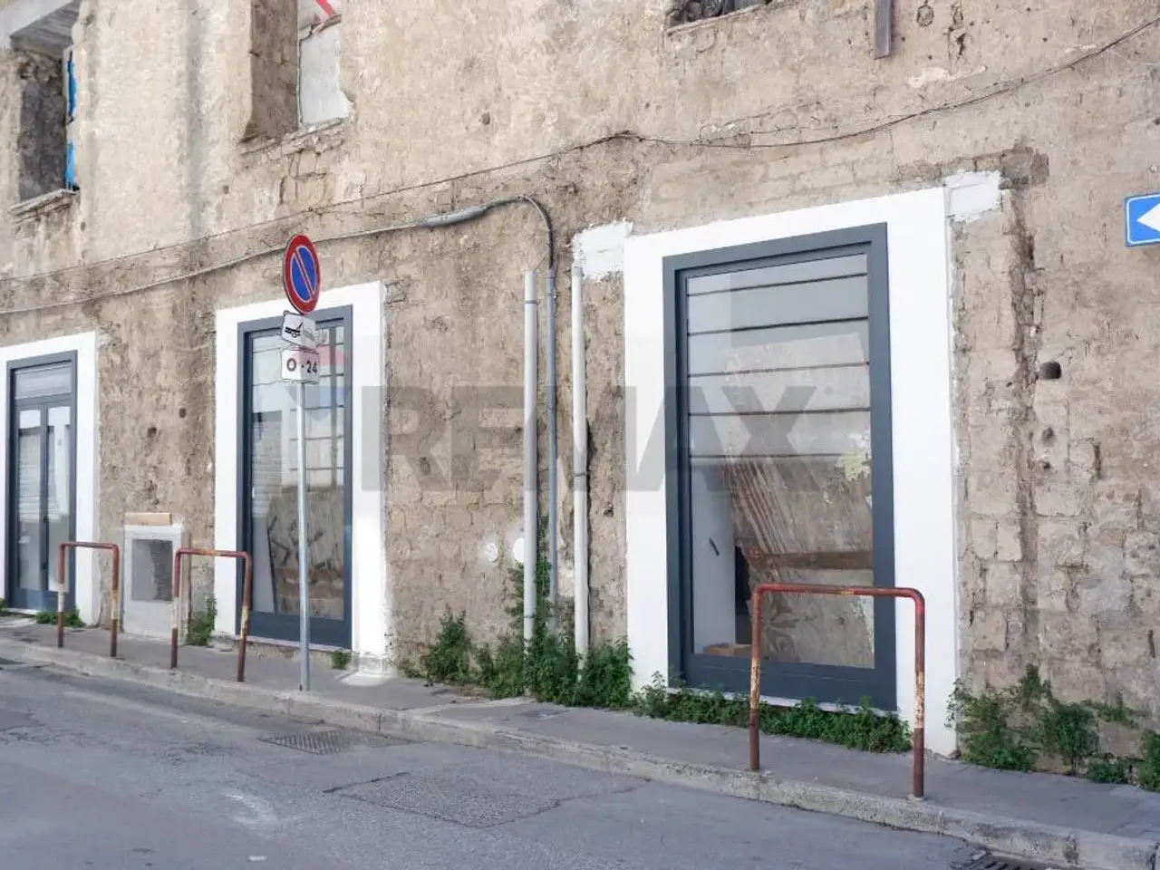 Negozio in Corso Giannone 184, Caserta, {3} - Foto 1