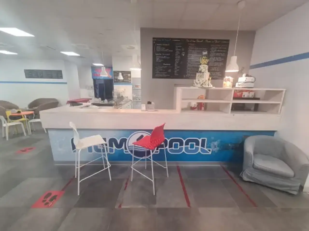 Bar in Strada Tuscanese, Viterbo, {3} - Foto 2