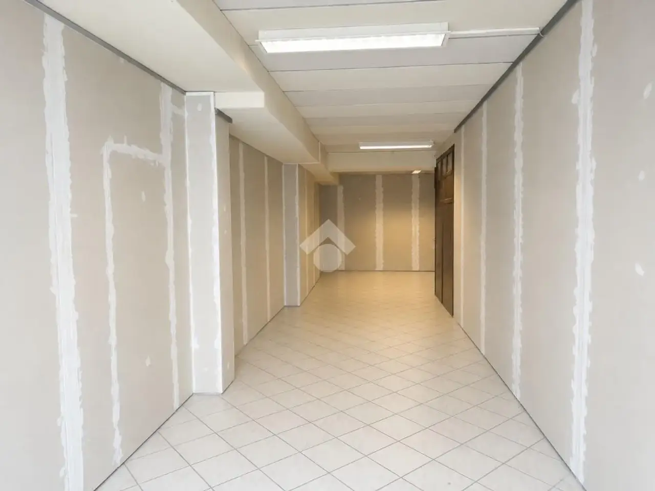 Capannone in Via Nazionale, Trescore Balneario, {3} - Foto 1