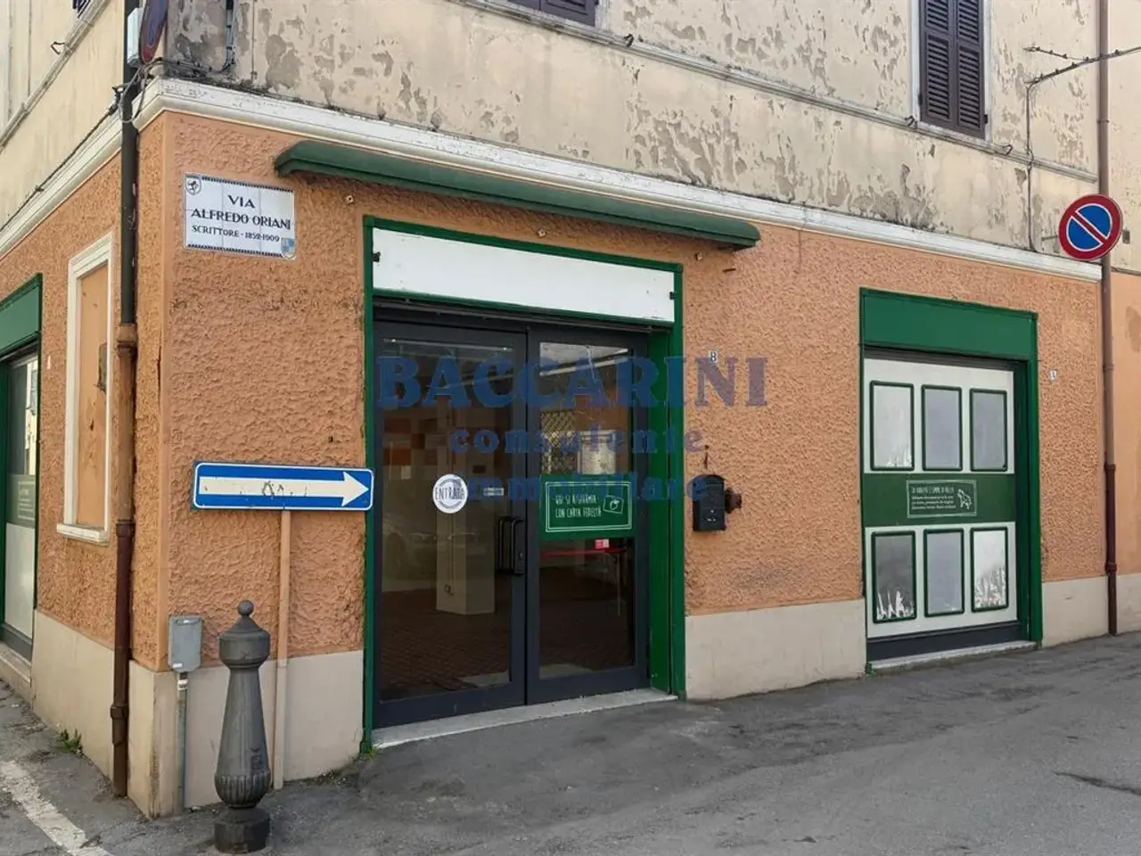 Negozio in Via Oriani 2, Faenza, {3} - Foto 1