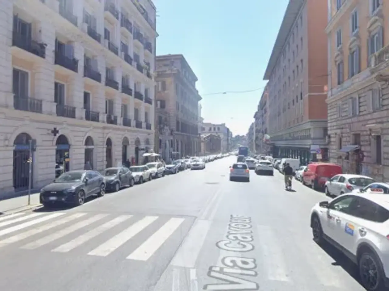 Negozio in Via Camillo Benso di Cavour, Roma, {3} - Foto 1