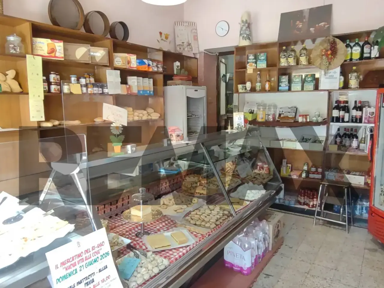 Negozio in San Pietro in Verzolo 23, Pavia, {3} - Foto 2