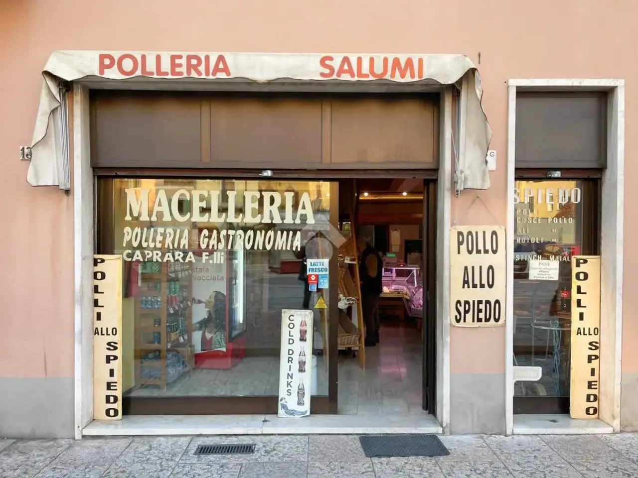 Negozio in Piazza Isolo, Verona, {3} - Foto 1