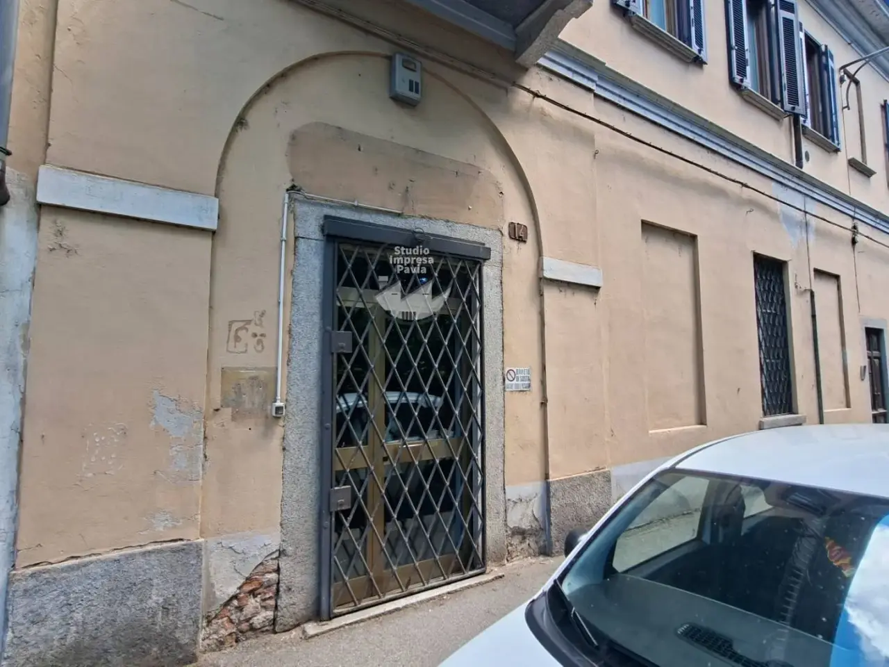 Negozio in Viale Argonne 14, Pavia, {3} - Foto 1