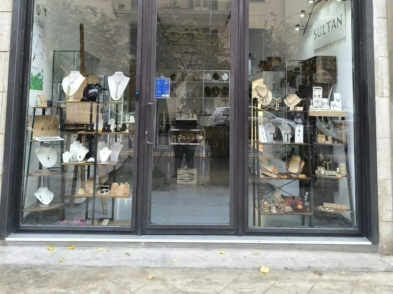 Negozio in Via Sciuti, Palermo, {3} - Foto 1