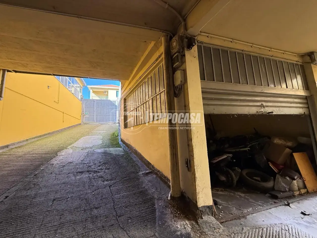 Magazzino in Via Cavagnolo 18, Torino, {3} - Foto 2