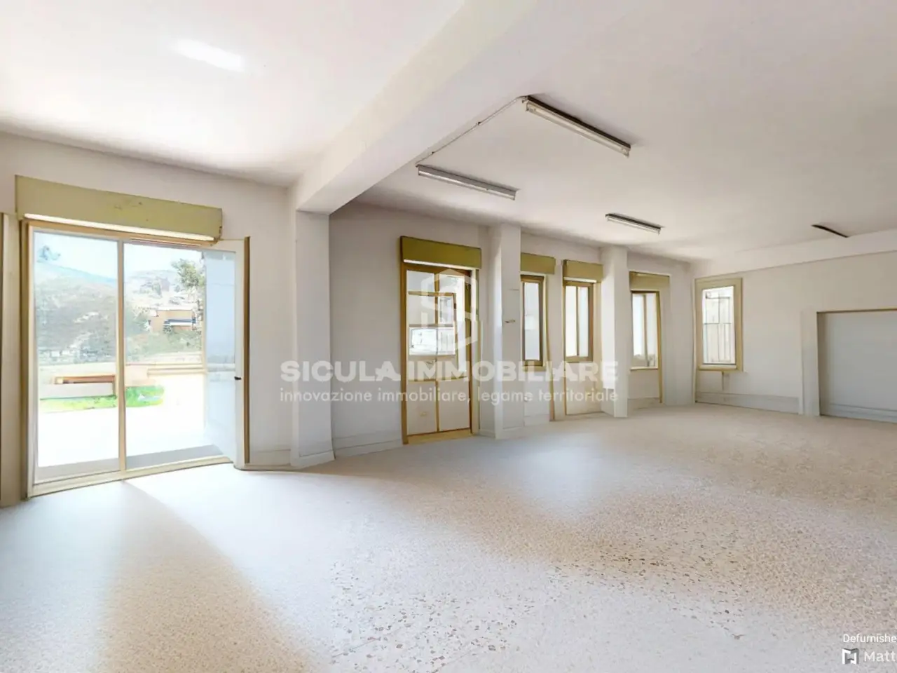 Magazzino in Via Nazionale, Santo Stefano Di Camastra, {3} - Foto 1