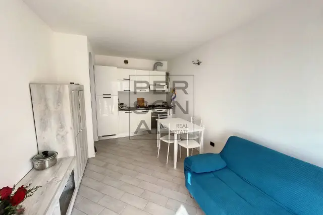 2-room flat in {3}, - Photo 1