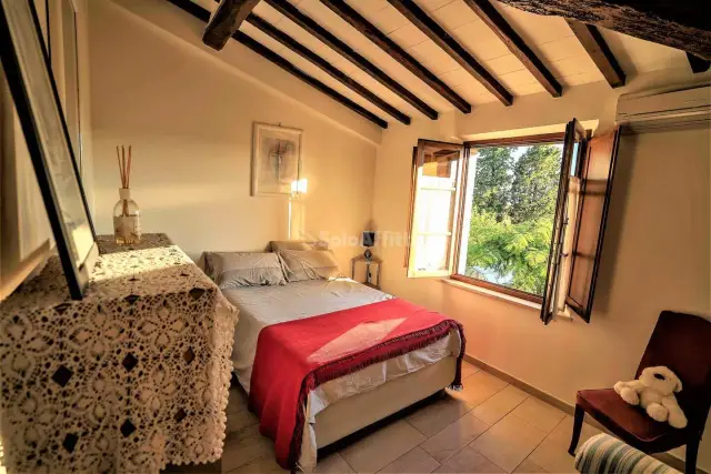 3-room flat in Strada di Renaccio, Siena - Photo 1