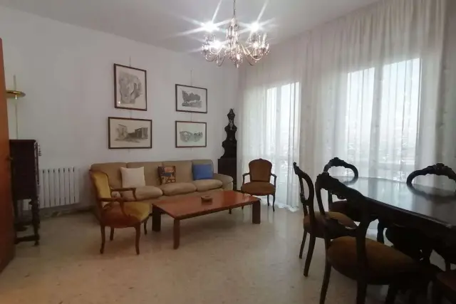 4-room flat in Via Filzi 1, Catania - Photo 1