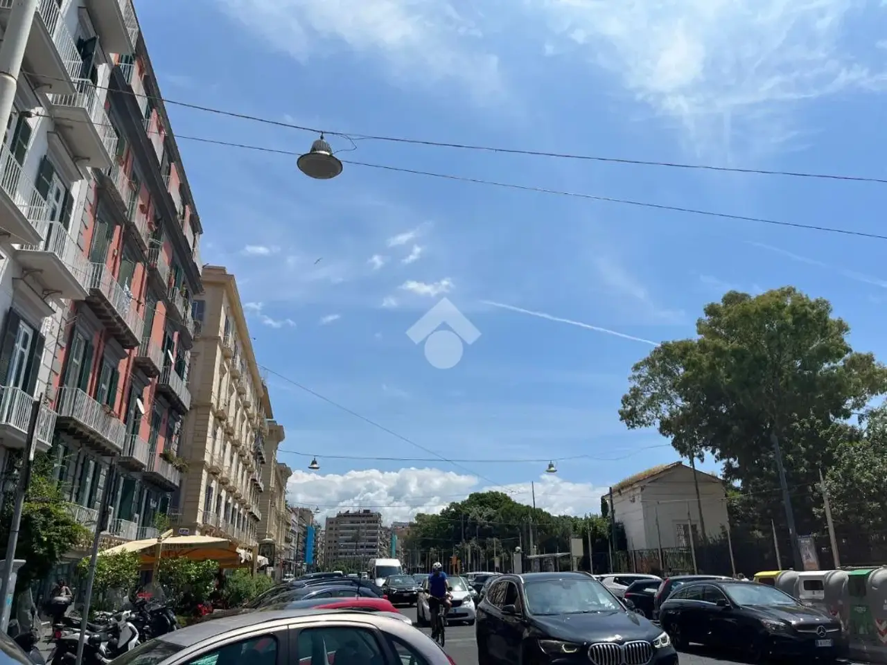 Negozio in Riviera di Chiaia 164, Napoli, {3} - Foto 1