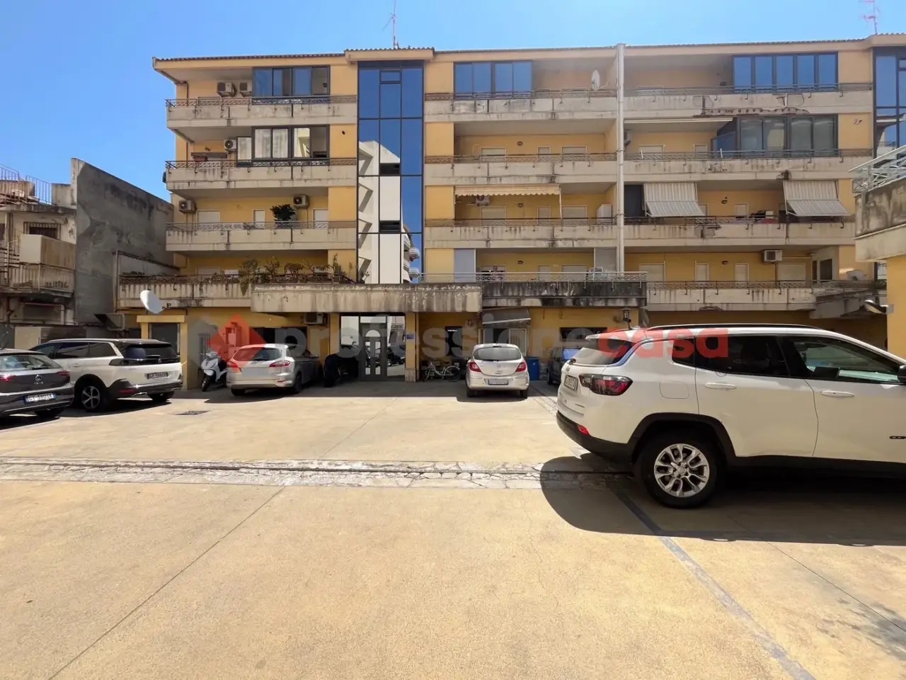 Magazzino in Via Giorgio Rizzo 161, Milazzo, {3} - Foto 1