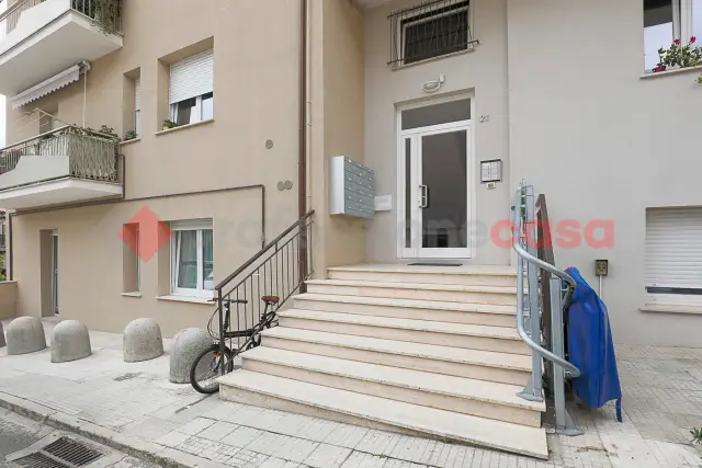 4-room flat in Via Igino Simboli  21, Recanati - Photo 1