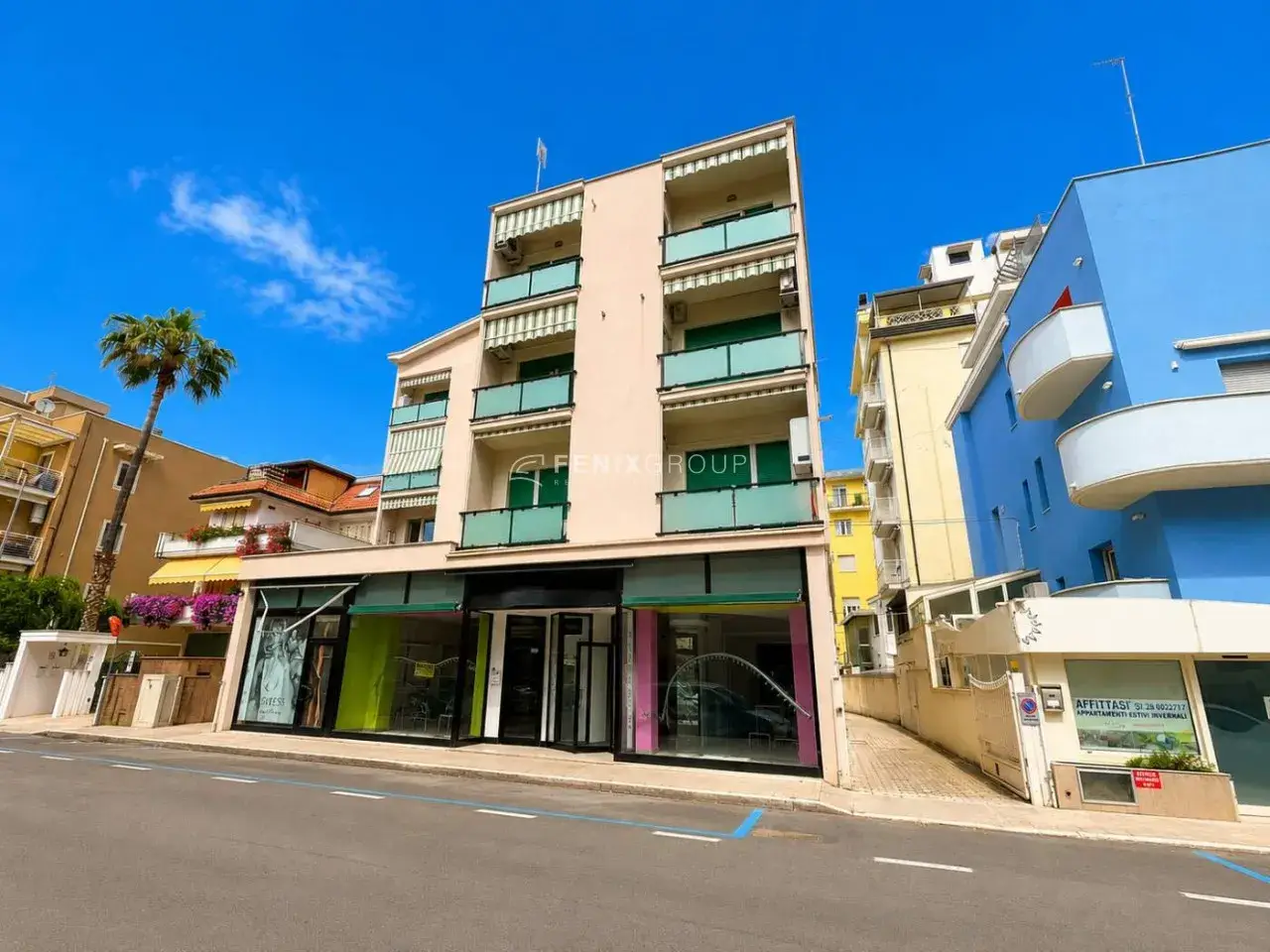 Palazzina commerciale in Via Alessandro Volta 111, San Benedetto Del Tronto, {3} - Foto 1