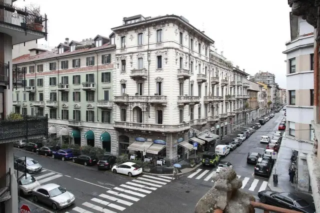 Casa indipendente in Via Macedonio Melloni, Milano - Foto 1