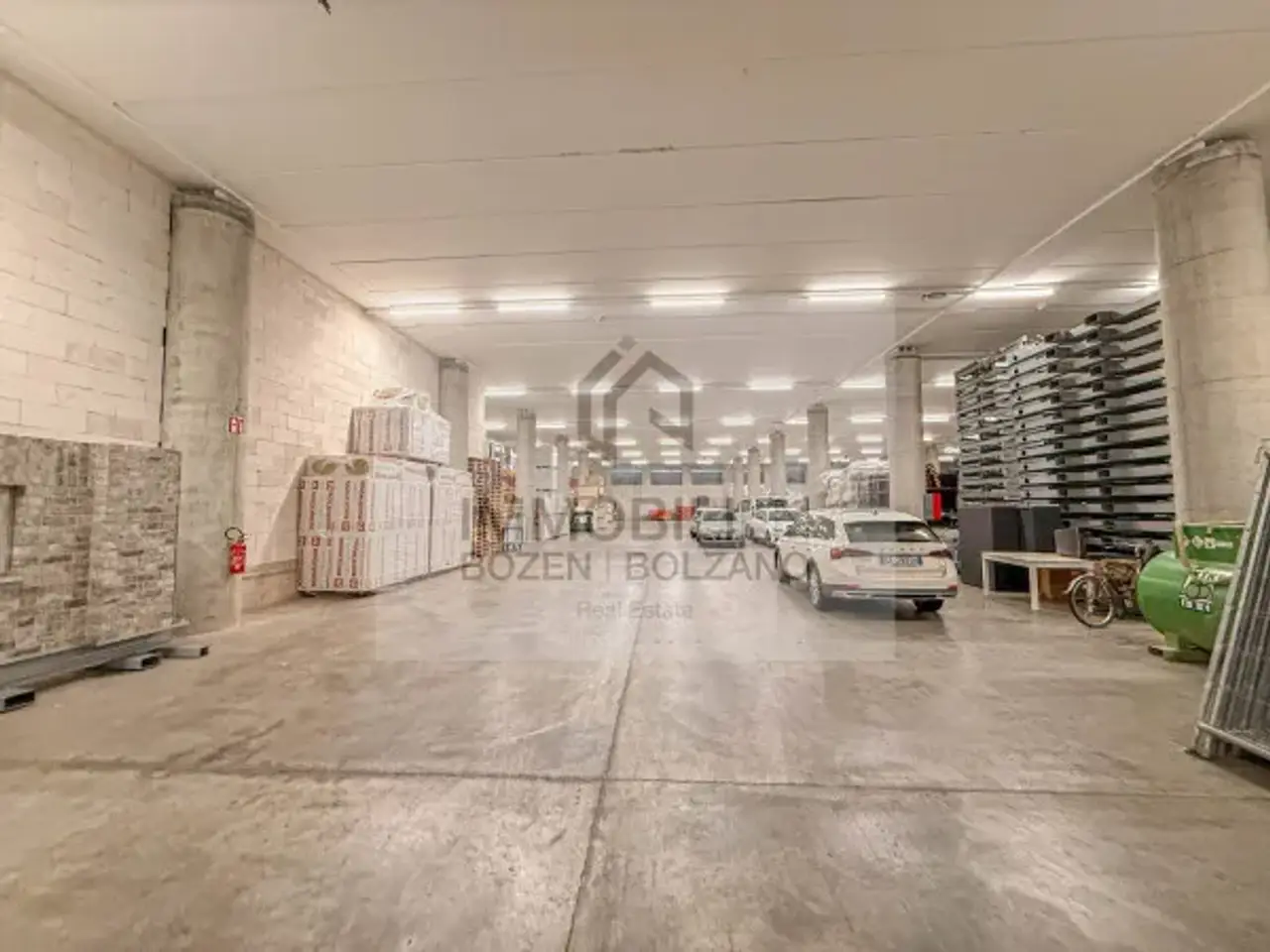 Magazzino in Via Enrico Fermi 11, Bolzano, {3} - Foto 1