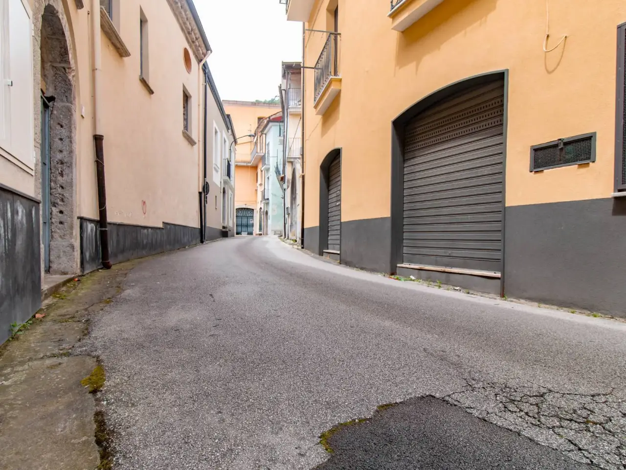 Magazzino in Via Giovanni Nicotera 48-50, Pellezzano, {3} - Foto 2