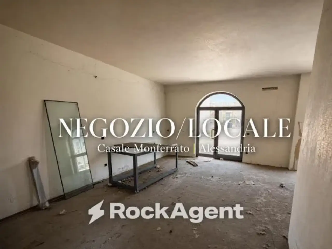 Negozio in Via Guglielmo Massaia, Casale Monferrato, {3} - Foto 1