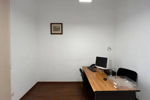 Gemeinschaftsbüro in Viale Antonio Gramsci 21, Napoli - Foto 1