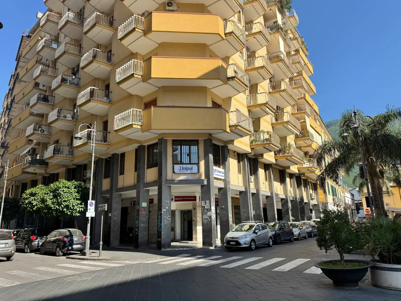 Azienda in Piazza d'Amora 3, Nocera Inferiore, {3} - Foto 1