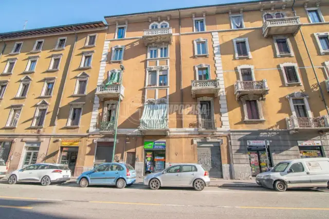 Negozio in Via Breda 33, Sesto San Giovanni - Foto 1