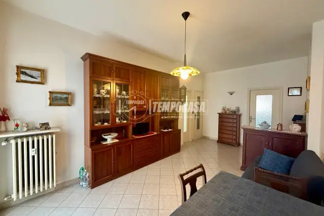 insertion image