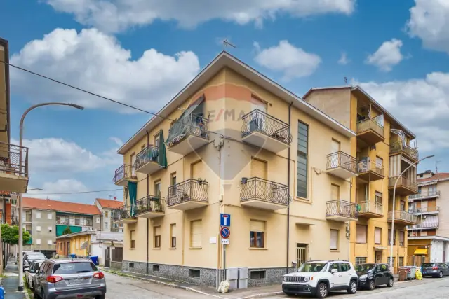 4-room flat in Via Bellini 19, Moncalieri - Photo 1