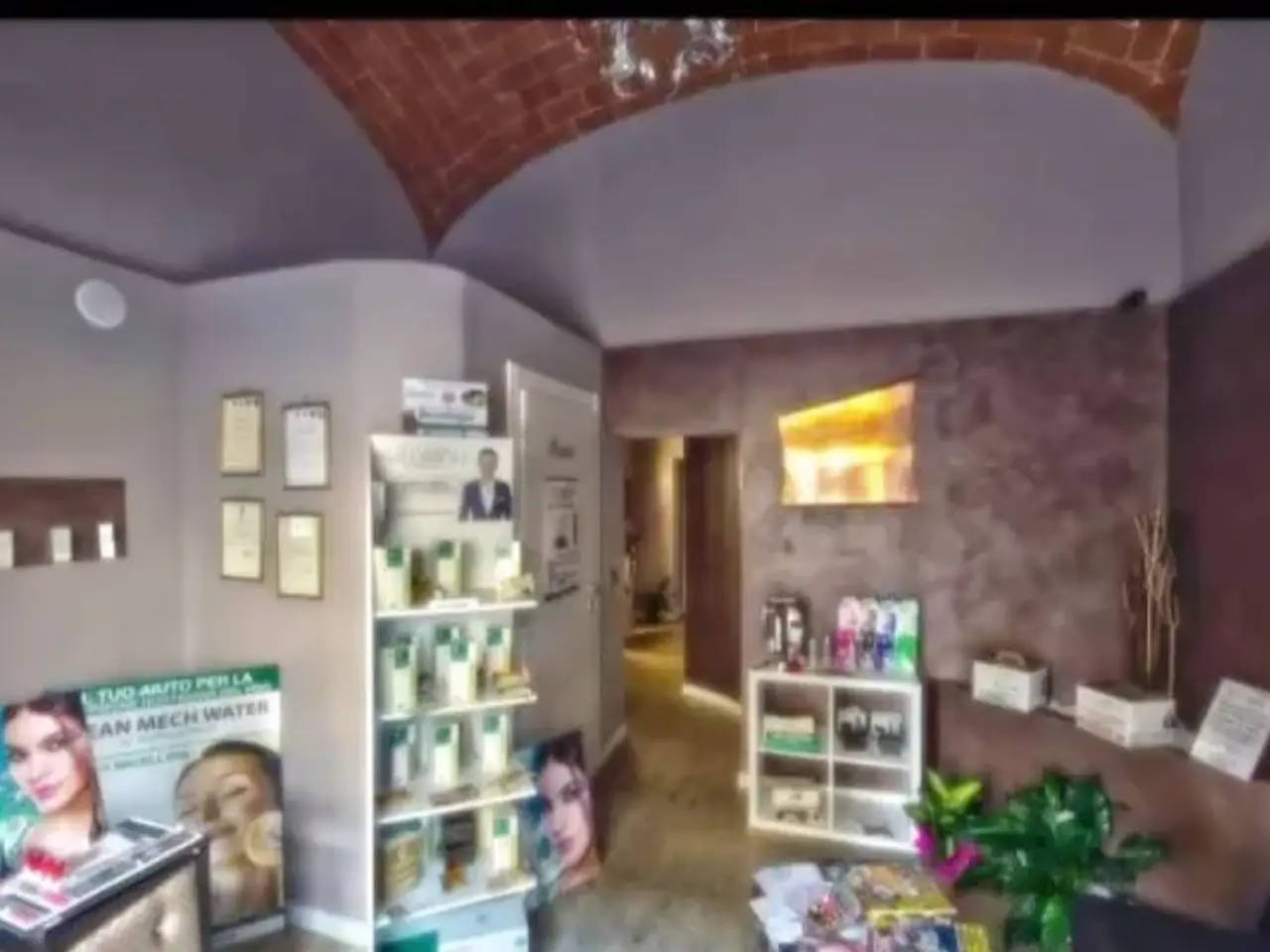 Centro estetico in Via Ammiraglio Burzagli, Montevarchi, {3} - Foto 2