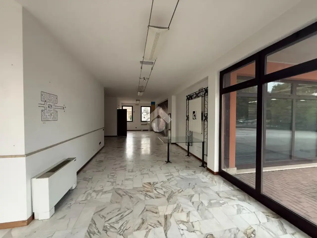 Negozio in Viale Europa 45, Montichiari, {3} - Foto 2