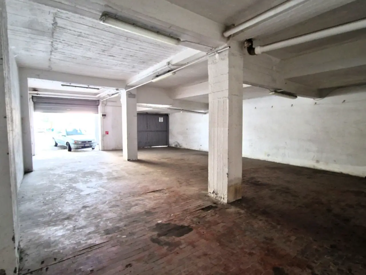 Parcheggio chiuso in Via Timavo, Genova, {3} - Foto 2