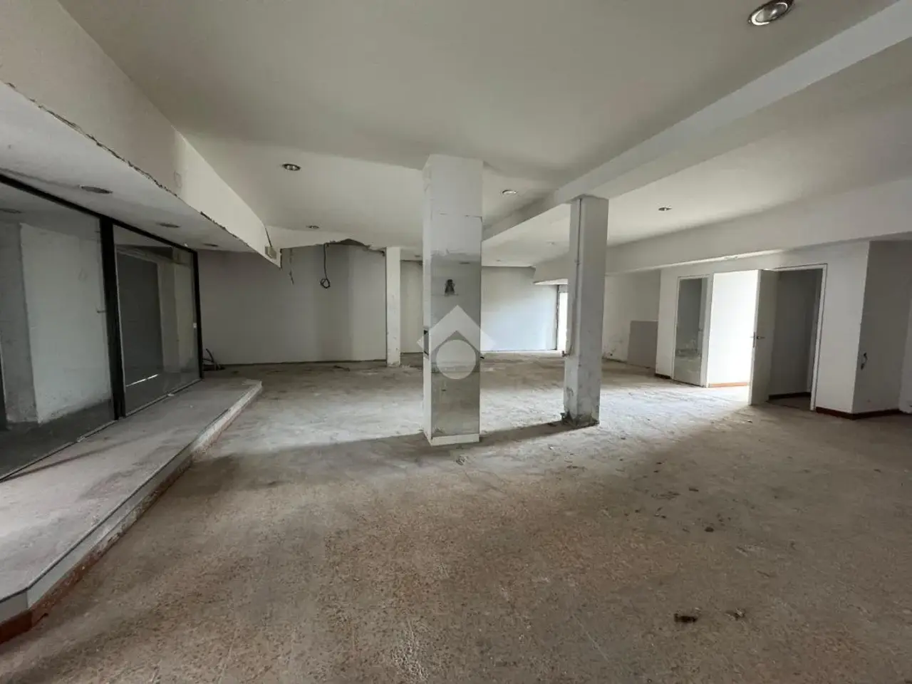Negozio in Via Roma 21, Sant'Antonino Di Susa, {3} - Foto 1