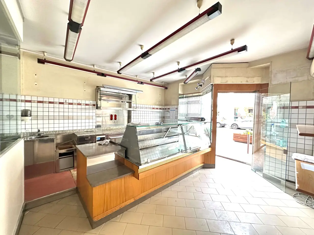 Negozio in Corso Vittorio Emanuele II 126, Mantova, {3} - Foto 2